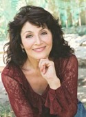 Nadia Tumas